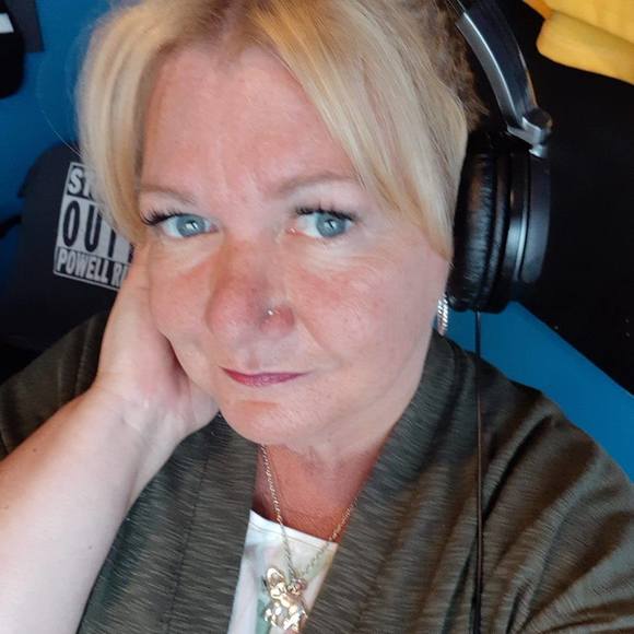 Meet your Posher, Bobby fields - Picture 1 of 1